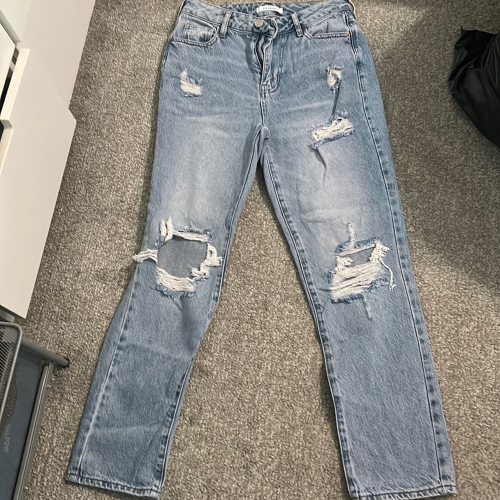 PacSun light wash mid waisted jeans, size 25 mom jean